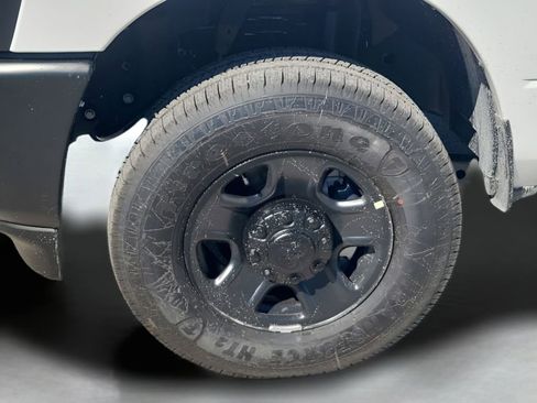 New 2026 RAM 3500 Tradesman AWD/4WD image 17