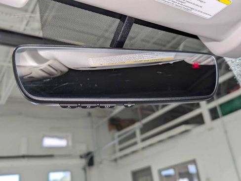 Used 2021 Subaru Forester Premium image 32