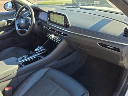 Used 2023 Hyundai Sonata SEL Plus image 9