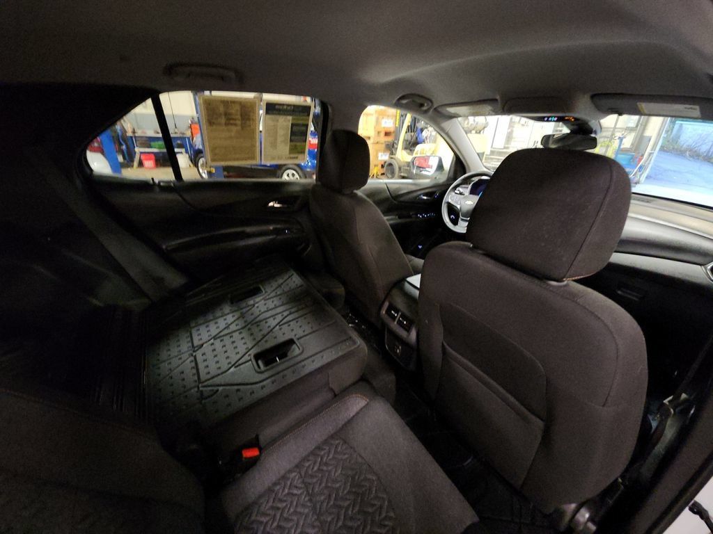 Used 2024 Chevrolet Equinox LT w/ LPO, Floor Liner Package AWD/4WD image 35