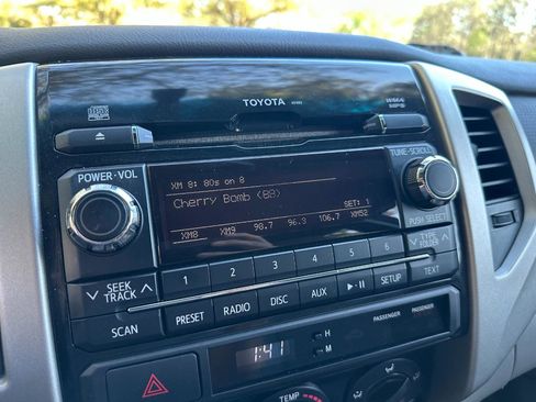 Used 2012 Toyota Tacoma PreRunner w/ TRD Sport Pkg image 32