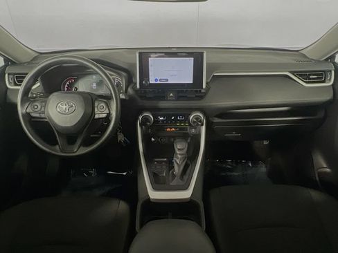 Used 2025 Toyota RAV4 LE FWD image 28