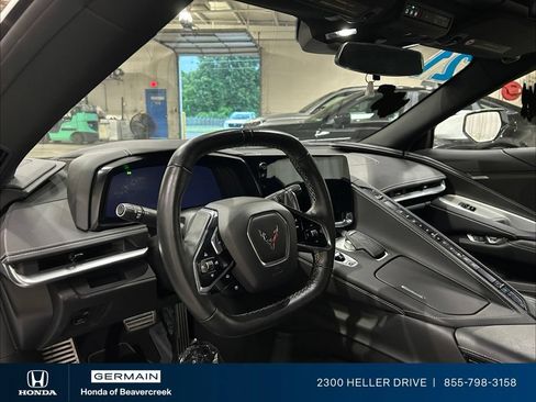 Used 2021 Chevrolet Corvette Stingray Coupe w/ 1LT RWD image 15