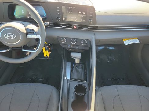 New 2026 Hyundai Elantra SE w/ Cargo Package image 13