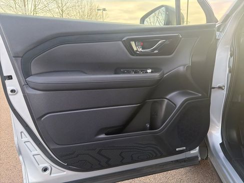 Certified 2025 Subaru Forester Limited w/ Popular Package #2 image 12