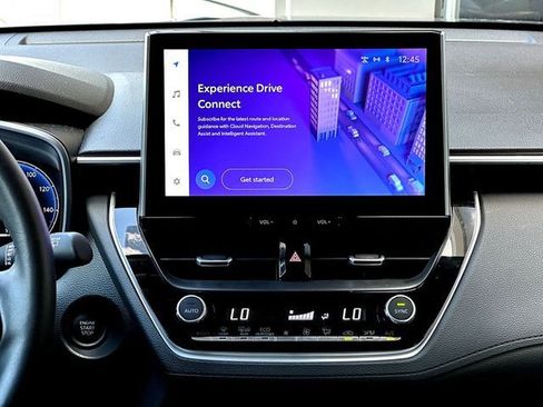 Used 2026 Toyota Corolla Cross XLE FWD image 29