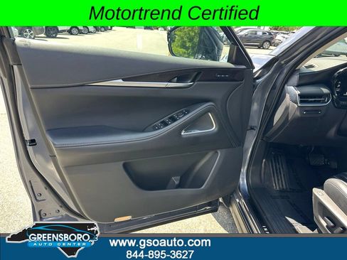Used 2023 INFINITI QX60 Sensory w/ Cargo Package AWD/4WD image 12