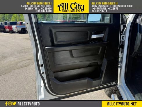 Used 2019 RAM 2500 Tradesman w/ Chrome Appearance Group AWD/4WD image 21