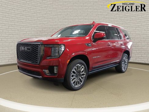 Used 2024 GMC Yukon Denali Ultimate AWD/4WD image 1