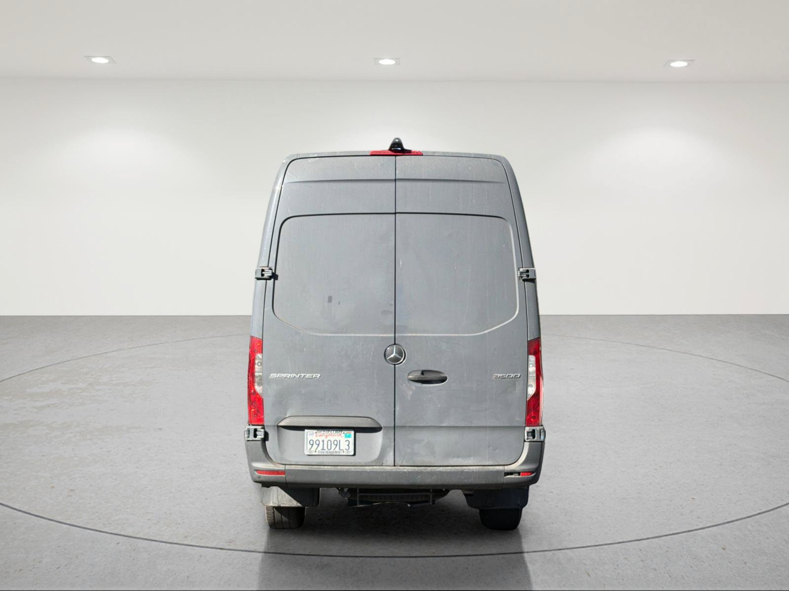 Used 2021 Mercedes-Benz Sprinter 3500 image 3
