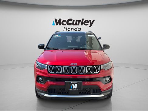 Used 2025 Jeep Compass Limited AWD/4WD image 8