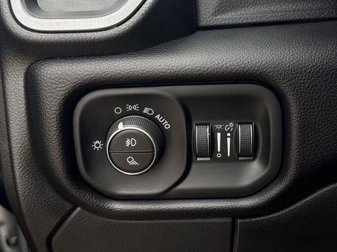 Used 2024 RAM 2500 Laramie w/ Sport Appearance Package AWD/4WD image 20
