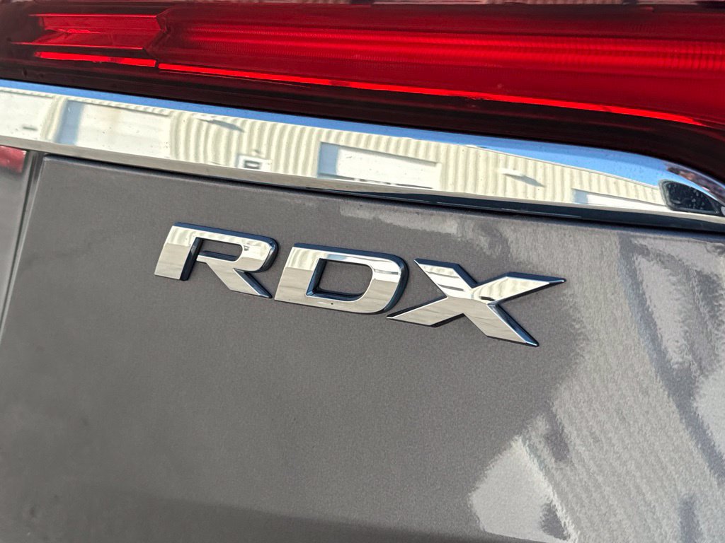 Certified 2017 Acura RDX AWD image 10
