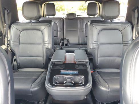 Certified 2023 Lincoln Navigator Reserve AWD/4WD image 19