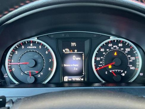 Certified 2017 Toyota Camry SE FWD image 25