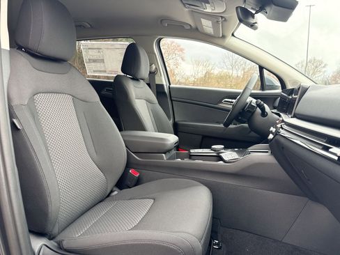 New 2026 Kia Sportage S image 26