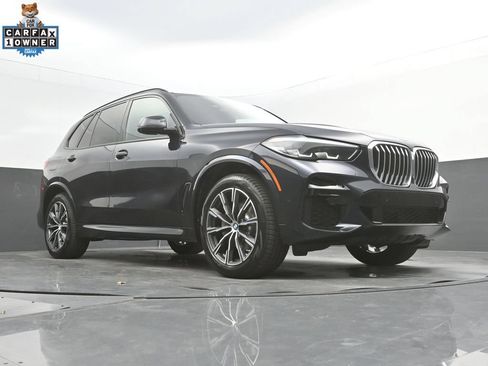Used 2022 BMW X5 xDrive40i w/ M Sport Package AWD/4WD image 48