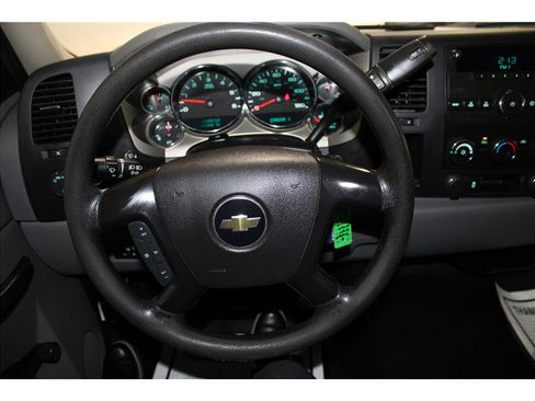 Used 2013 Chevrolet Silverado 2500 W/T image 17