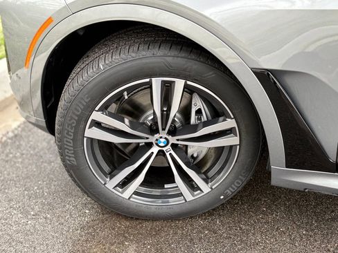 Used 2026 BMW X7 xDrive40i w/ M Sport Package image 7