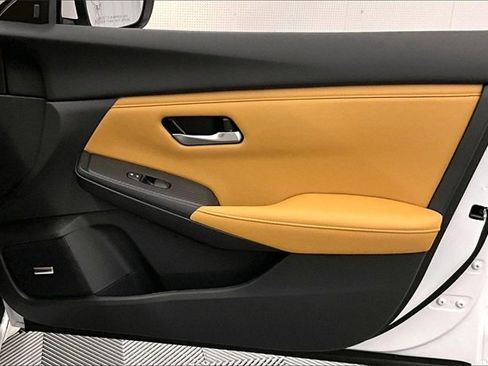 New 2025 Nissan Sentra SV w/ SV Premium Package image 34