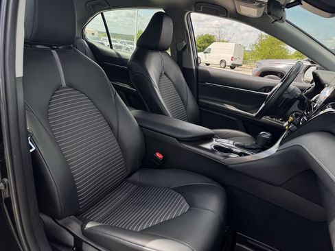 Used 2023 Toyota Camry SE FWD image 24