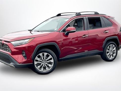 Used 2022 Toyota RAV4 Limited image 2