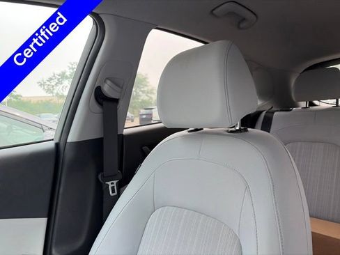 Certified 2023 Hyundai Kona SEL AWD/4WD image 12