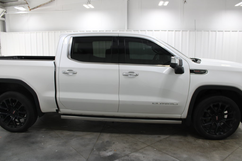 Used 2023 GMC Sierra 1500 Denali AWD/4WD image 11