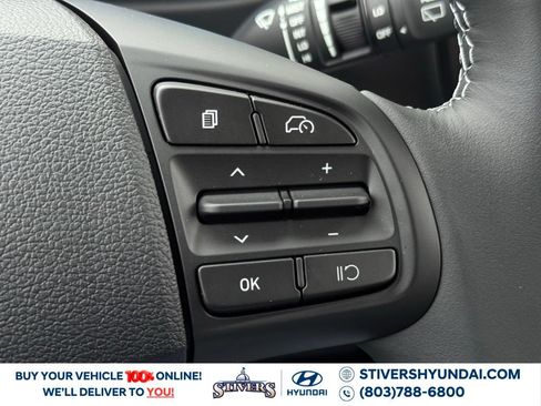 Certified 2026 Hyundai Venue SEL FWD image 25