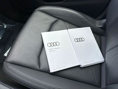Certified 2025 Audi Q3 2.0T Premium AWD/4WD image 26