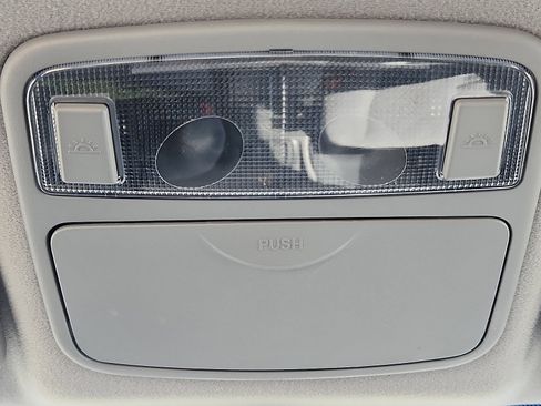 Used 2006 Hyundai Elantra Sedan image 21