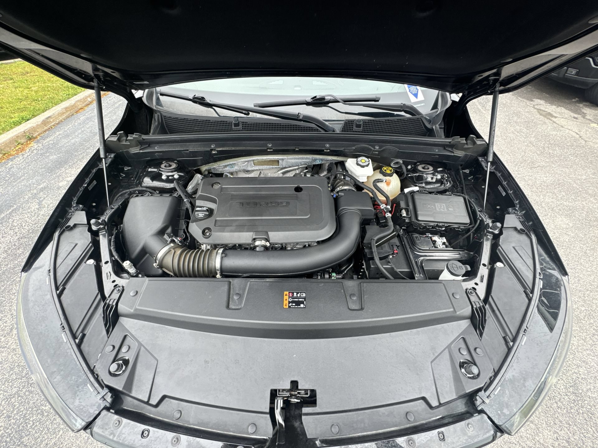 Certified 2023 Buick Envision Essence FWD image 29