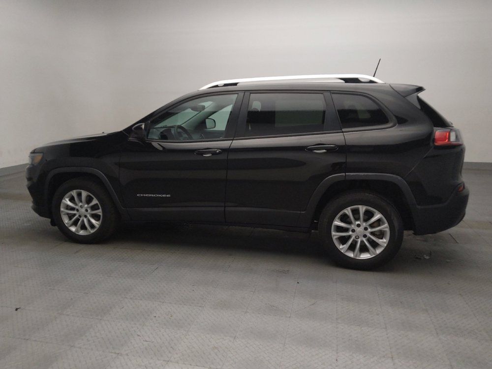 Used 2021 Jeep Cherokee Latitude FWD image 3