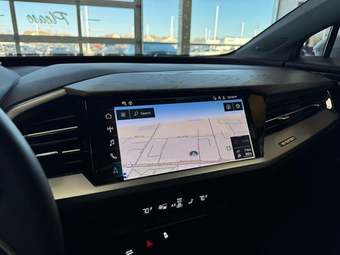 Used 2024 Audi Q4 e-tron Premium Plus w/ Premium Plus image 26