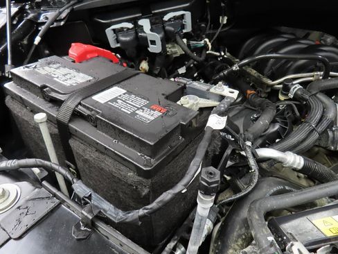 Used 2024 Ford F150 XLT w/ FX4 Off-Road Package image 31