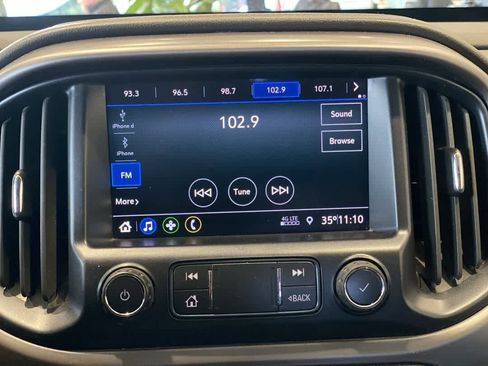 Used 2022 GMC Canyon AT4 image 19