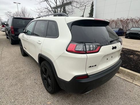 Used 2019 Jeep Cherokee Latitude Plus image 4