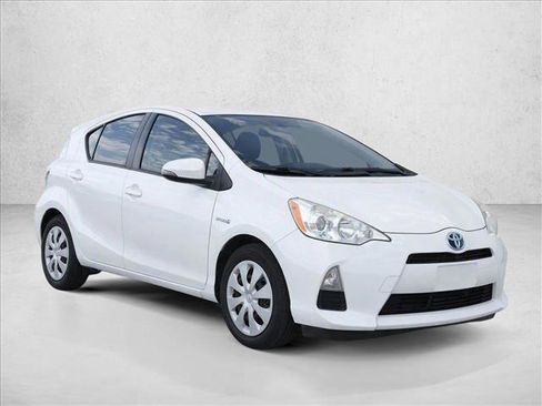 Used 2012 Toyota Prius C Two FWD image 3