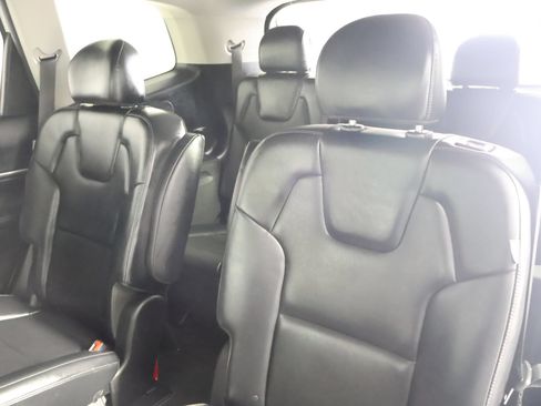 Used 2025 Kia Telluride S AWD/4WD image 30