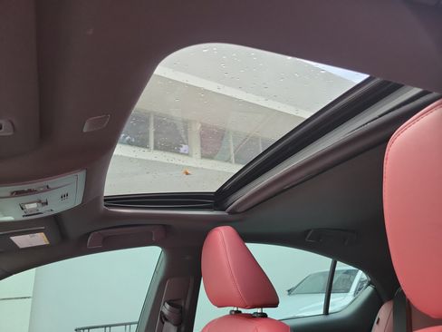 Used 2025 Lexus IS 350 F Sport RWD image 21