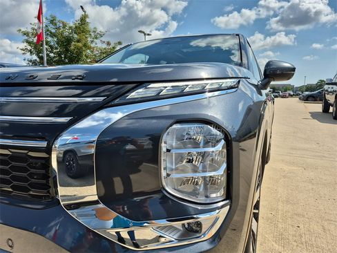 New 2025 Mitsubishi Outlander SE image 52