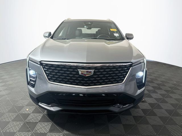 Used 2024 Cadillac XT4 Premium Luxury AWD/4WD image 3