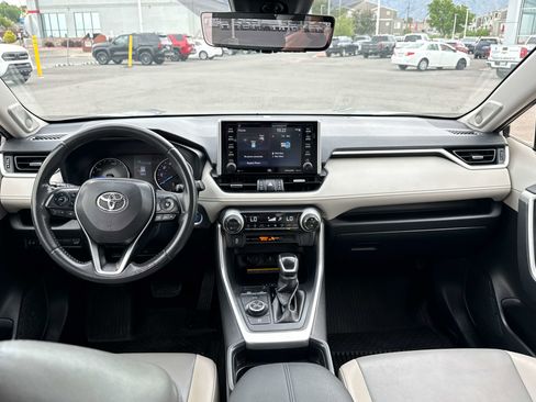 Used 2021 Toyota RAV4 XLE Premium AWD/4WD image 14