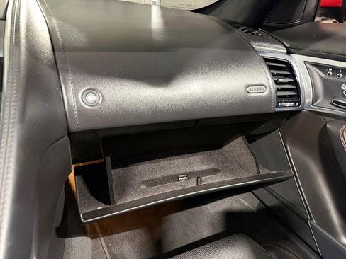 Used 2018 Jaguar F-TYPE R-Dynamic image 33