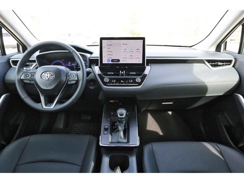 Used 2026 Toyota Corolla Cross XLE w/ Convenience Package image 7