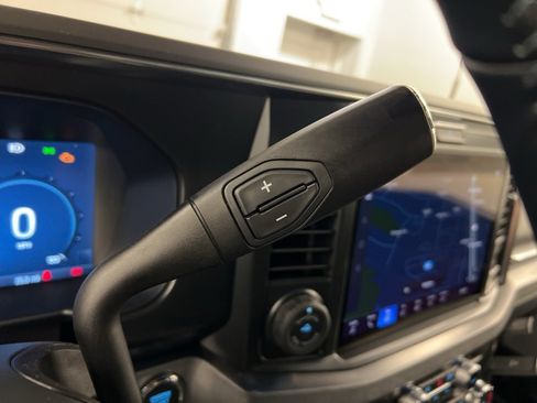 New 2025 Ford F250 Platinum image 23