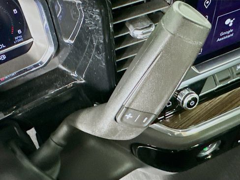 Used 2024 GMC Sierra 1500 Elevation image 24