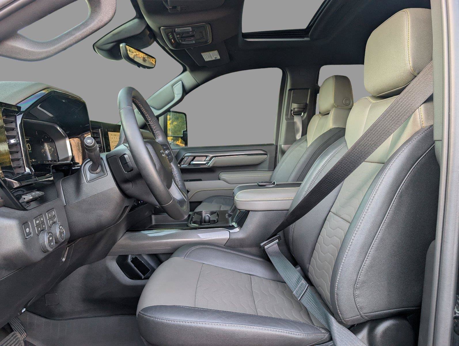 Used 2026 Chevrolet Silverado 2500 ZR2 AWD/4WD image 17