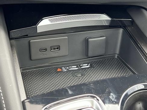 New 2026 Buick Envision Sport Touring AWD/4WD image 23
