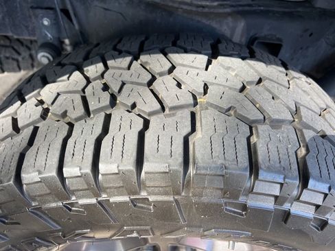 Used 2023 Jeep Gladiator Rubicon w/ LED Lighting Group image 8